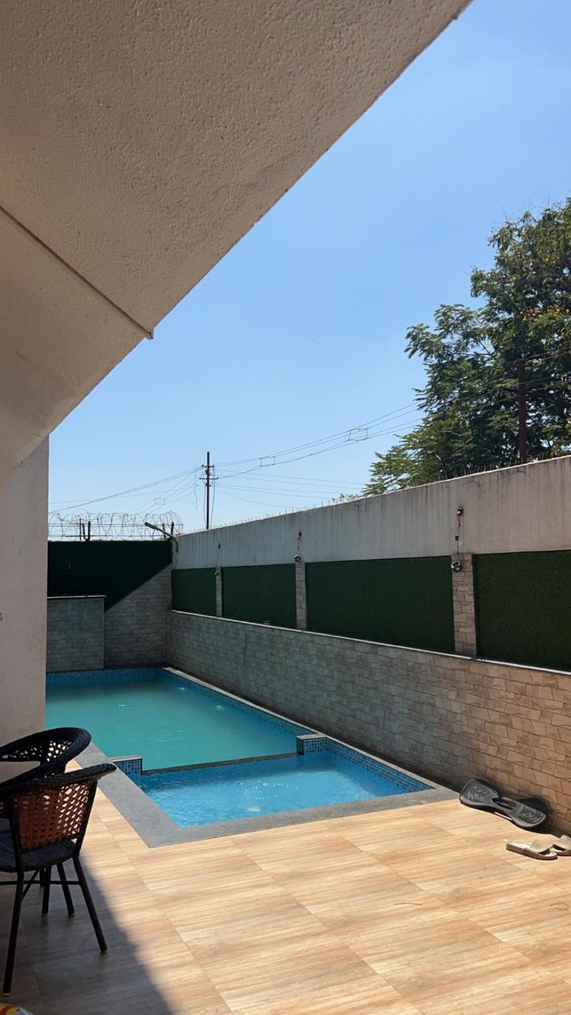 לונבלה Laughtale Villa 4Bhk Swimming Pool מראה חיצוני תמונה